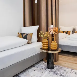 S331 - Luxurious Two Bedroom Duplex In Keulen